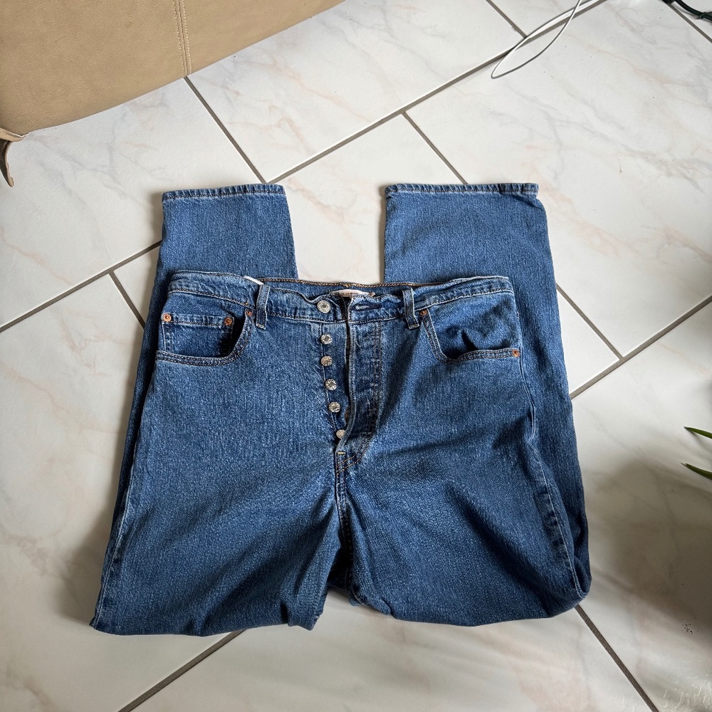 Levi’s Wedgie Straight Fit